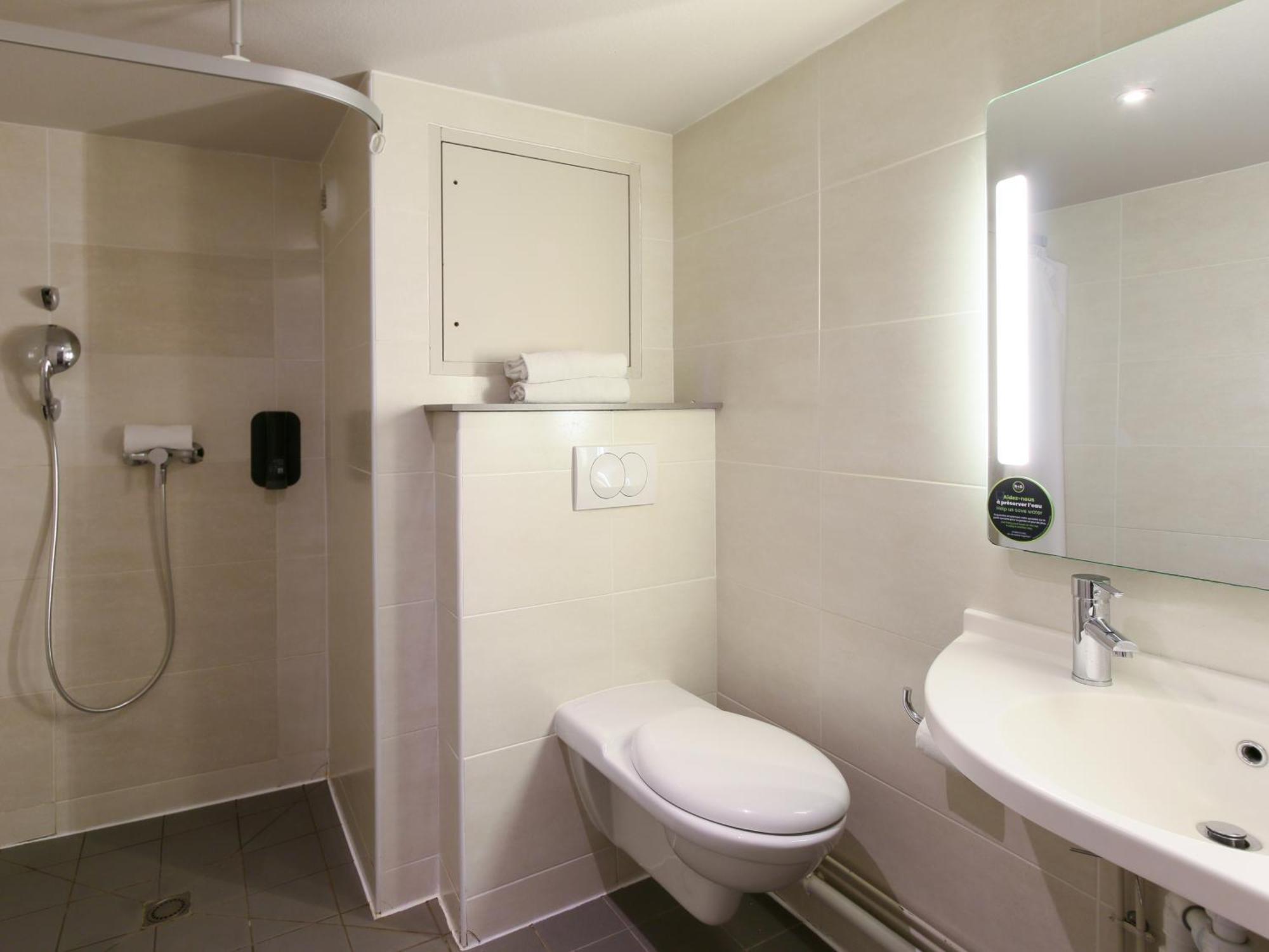 B&B Hotel Marseille Prado Velodrome Buitenkant foto